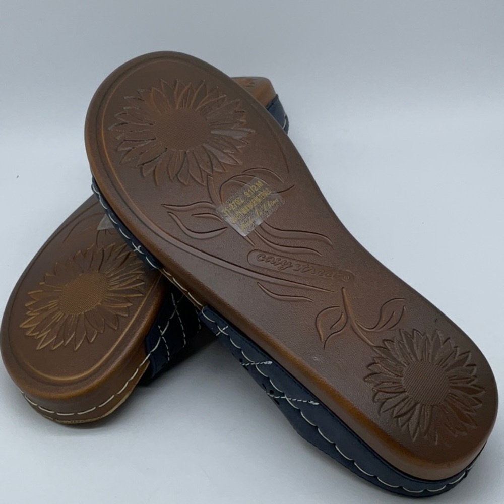 EASY STREET CASH WOMEN’S SANDAL navy - Picture 8 of 8